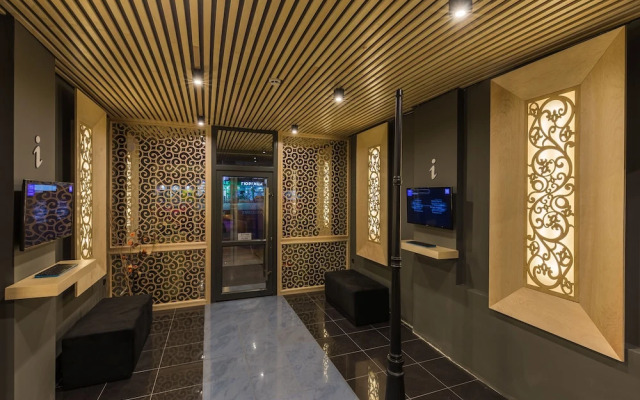 Hotel BLVD7
