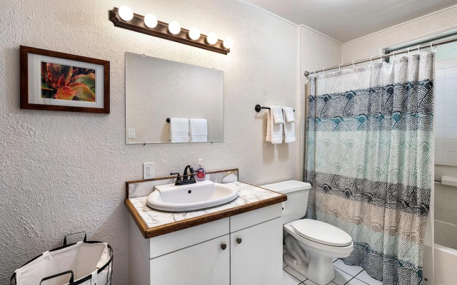 Kona Shores #203