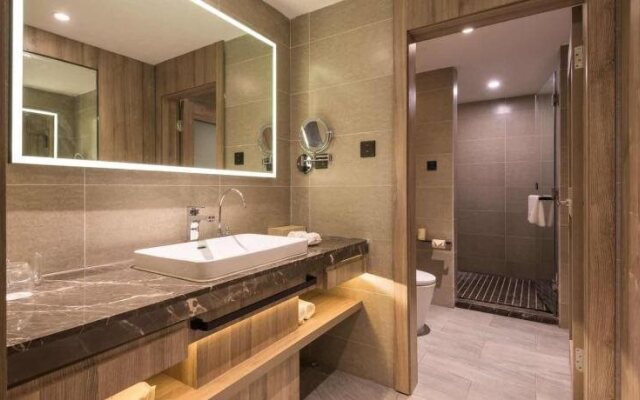 Atour Hotel
