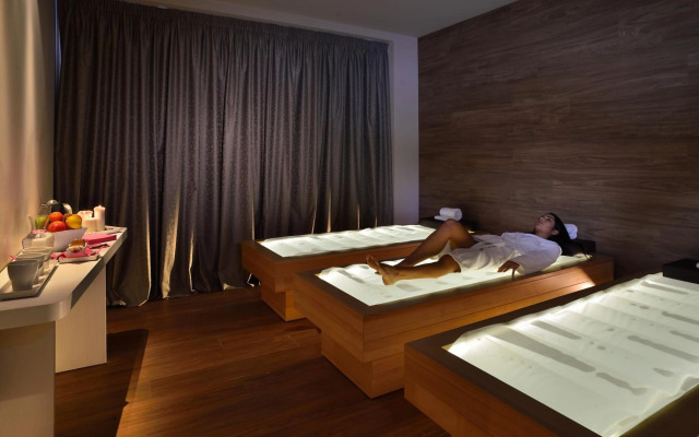 Embassy Hotel & SPA