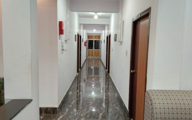 Hotel Hilltop International