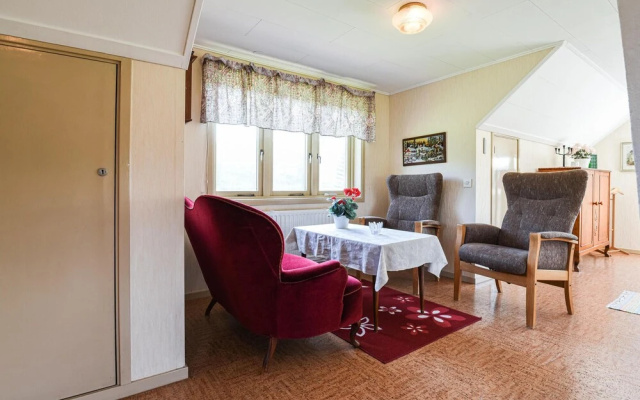 Nice Home in Vänersborg With 2 Bedrooms and Wifi