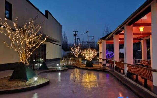 Yunmeng Resort Hotel