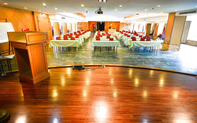 Hotel Tilun Dongpu Spa