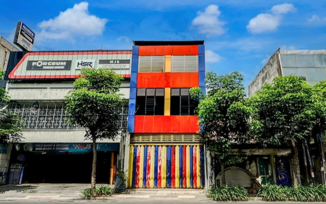 Hotel O Surabaya near Universitas Airlangga formerly Kertajaya Residence Surabaya – Exterior – Surabaya