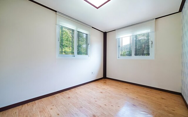 Yangpyeong Dandelion Pension