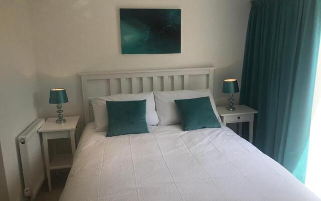 Lyme View Apartment