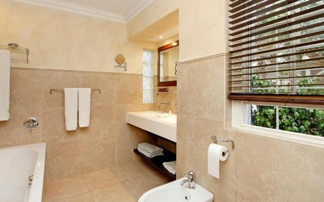 Plumwood Boutique Hotel