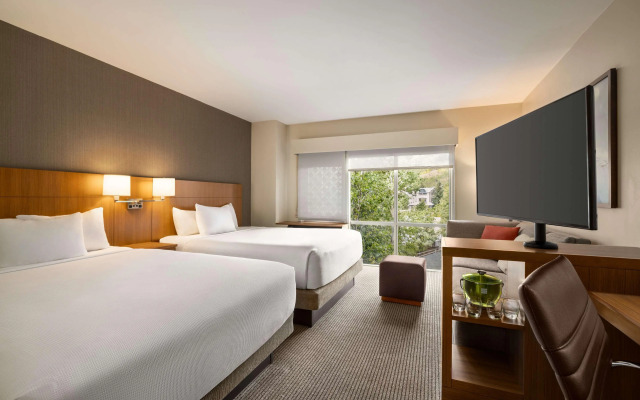 Hyatt Place Keystone / Dillon