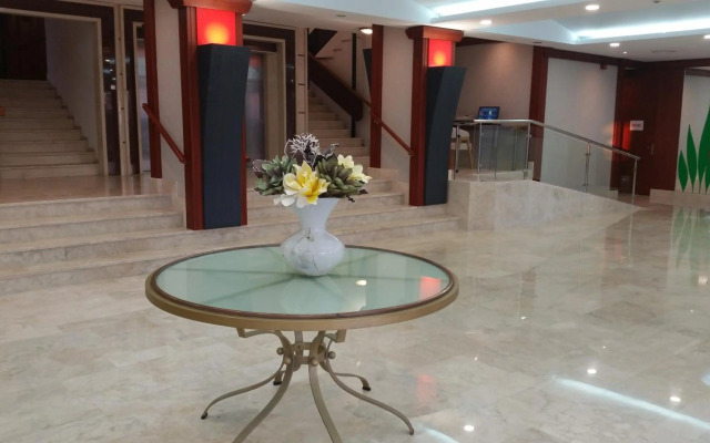 Belair Beach Hotel
