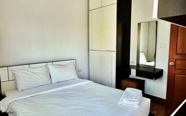 OYO 338 V-Twin Donjan Service Apartment – Guest Rooms – Chiang Mai