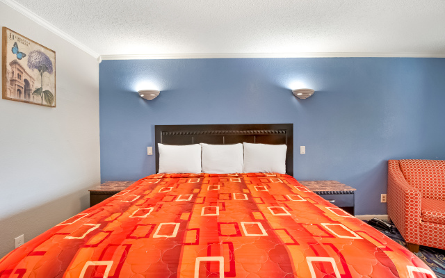 OYO Hotel Houston I-69 & I-610