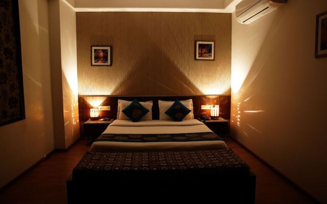 Hotel Harsh Paradise