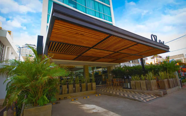 OZ Hotel