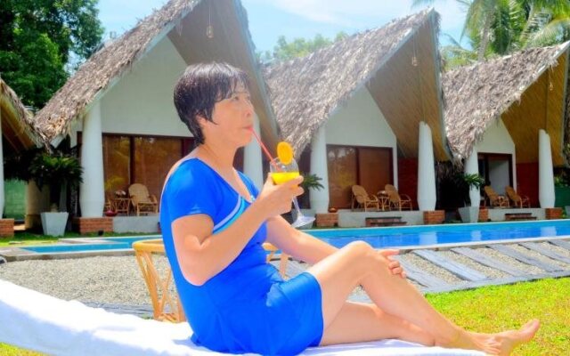 Airport resort