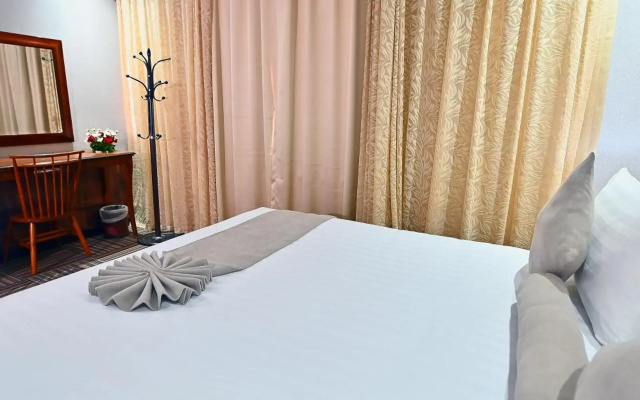 Ewan Ajman Suites
