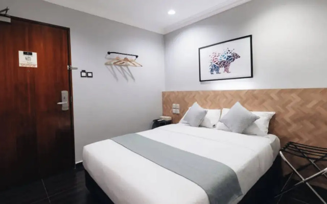 Hotel Calmo Hamilton