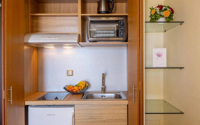 Oasis Hotel Apartments