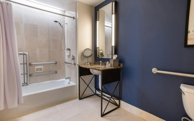 Magnolia Hotel Houston, A Tribute Portfolio Hotel