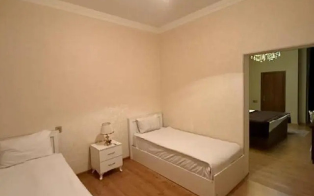 Family Hotel Grand Mirror