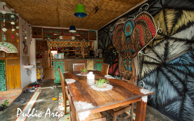 Happy Buddha Hostel