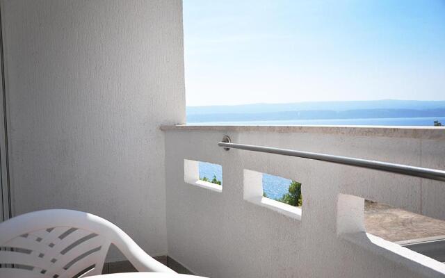 Sunrise Apartments and Studio Apartments