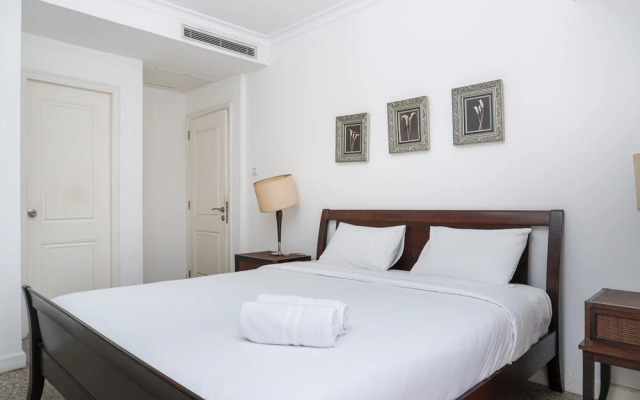 Homey 2br at Pavilion Apartment