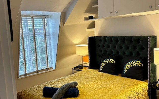 Remarkable 2-bed House in London