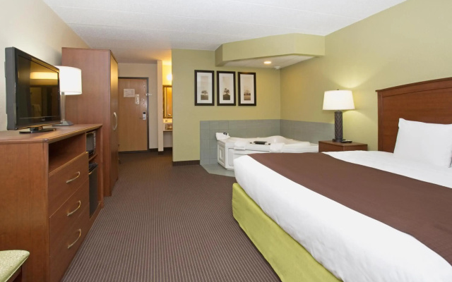 Cobblestone Hotel & Suites – Wisconsin Rapids