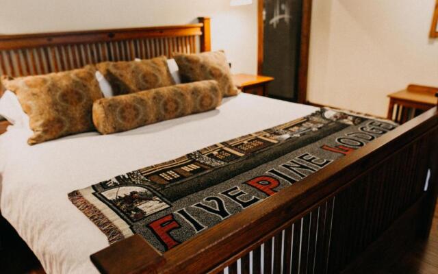 FivePine Lodge & Spa