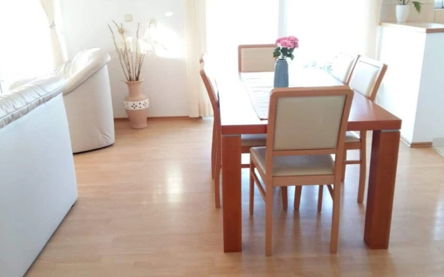 The View - Close to the Beach & Parking - A2