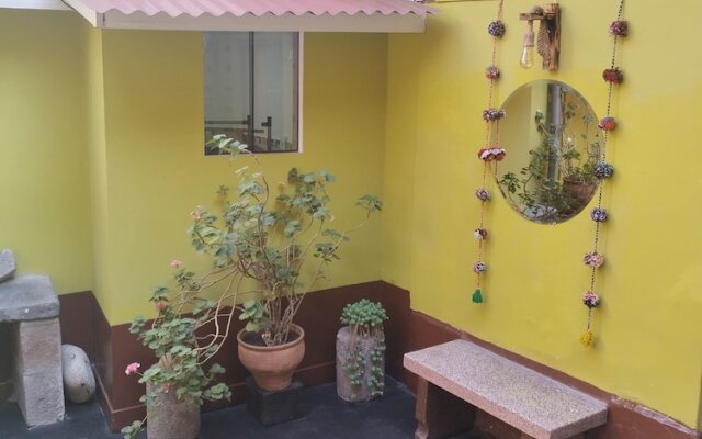 Zarate's Hostel