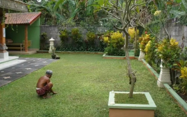 Bali Bunga Kembang Guest House