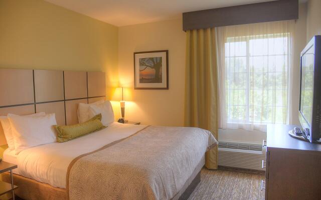 Candlewood Suites Alexandria, an IHG Hotel