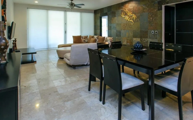 Mamitas 1103 2 Bedrooms and Terrace by RedAwning