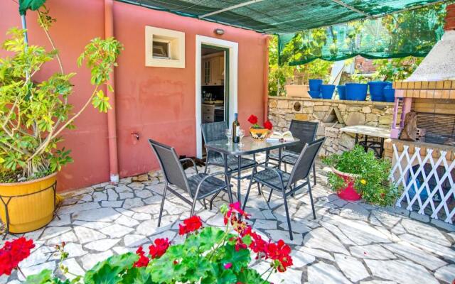 Nandia Studio & Apartment