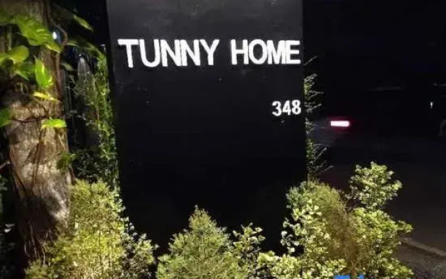 Tunny Home