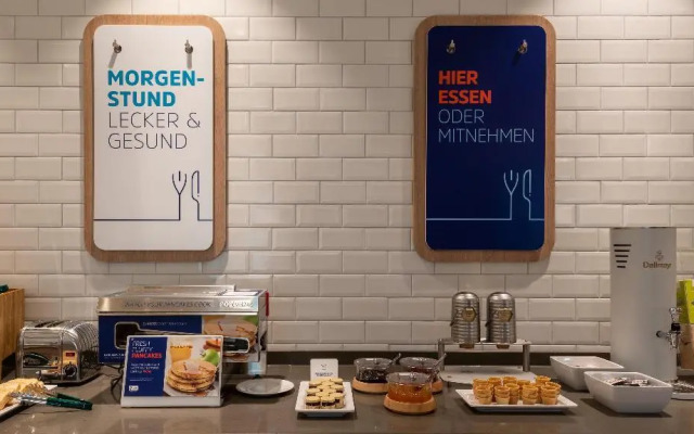 Holiday Inn Express Munich North by IHG