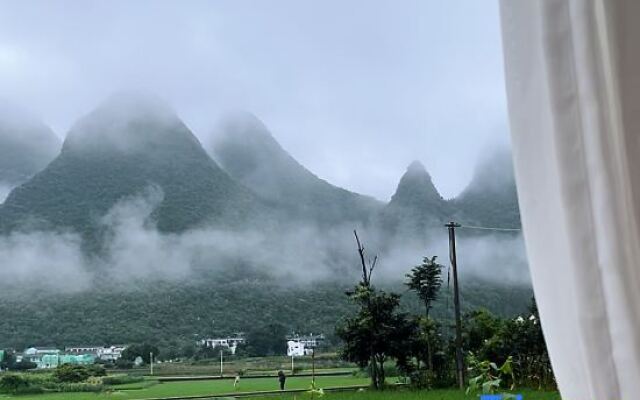 Xingyi WanfengLin jielu Homestay