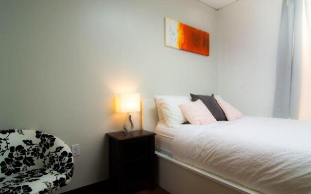 Wicked Hostels - Calgary