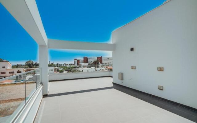 Modern 3 bedroom villa near Nissi Beach!