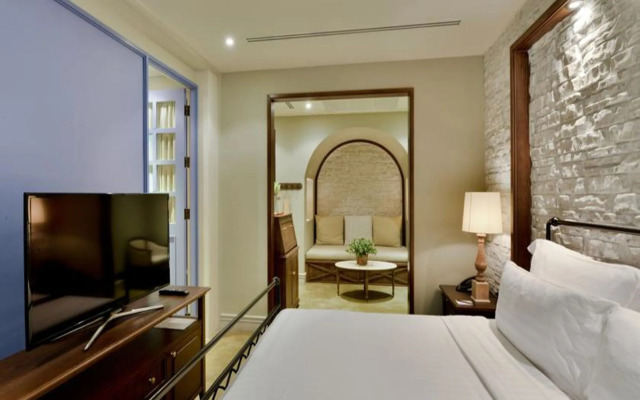 Thames Valley Khao Yai