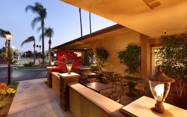 Empire Inn