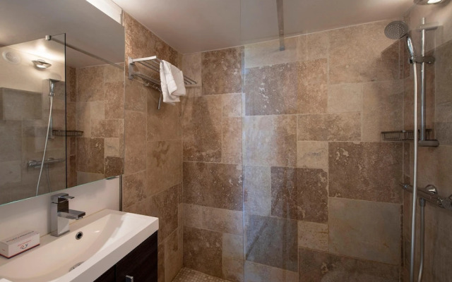 R Sidence Grand Roc - Campanules 311