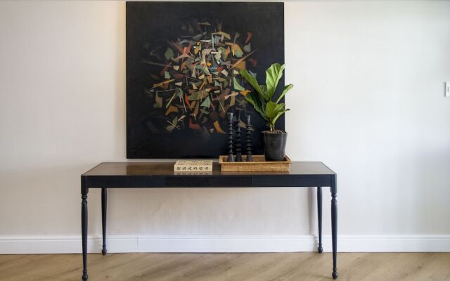 Middedorp Villa and Apartments