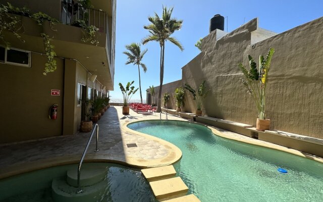 Marthas Suites & Hotel