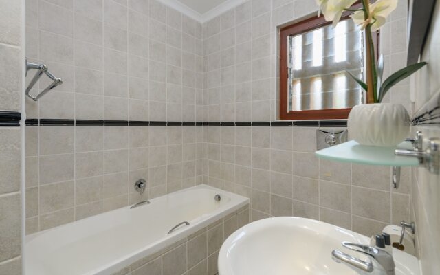 San Lameer Villa Rentals 2908