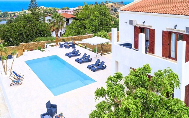 Beautiful Large Villa With Pool and sea View at Nice Georgioupolis