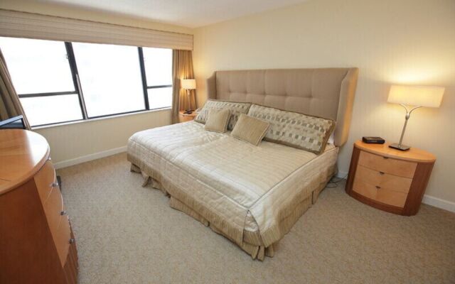 Alexander 1208 - 2 Br Apts