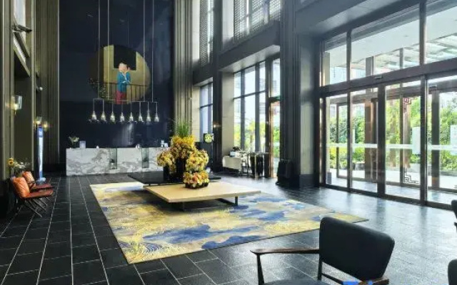 Wanfenglin Baihua Hotel